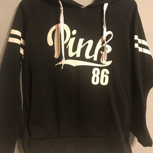 Cute Black & white hoodie! XL but fits like a M/L